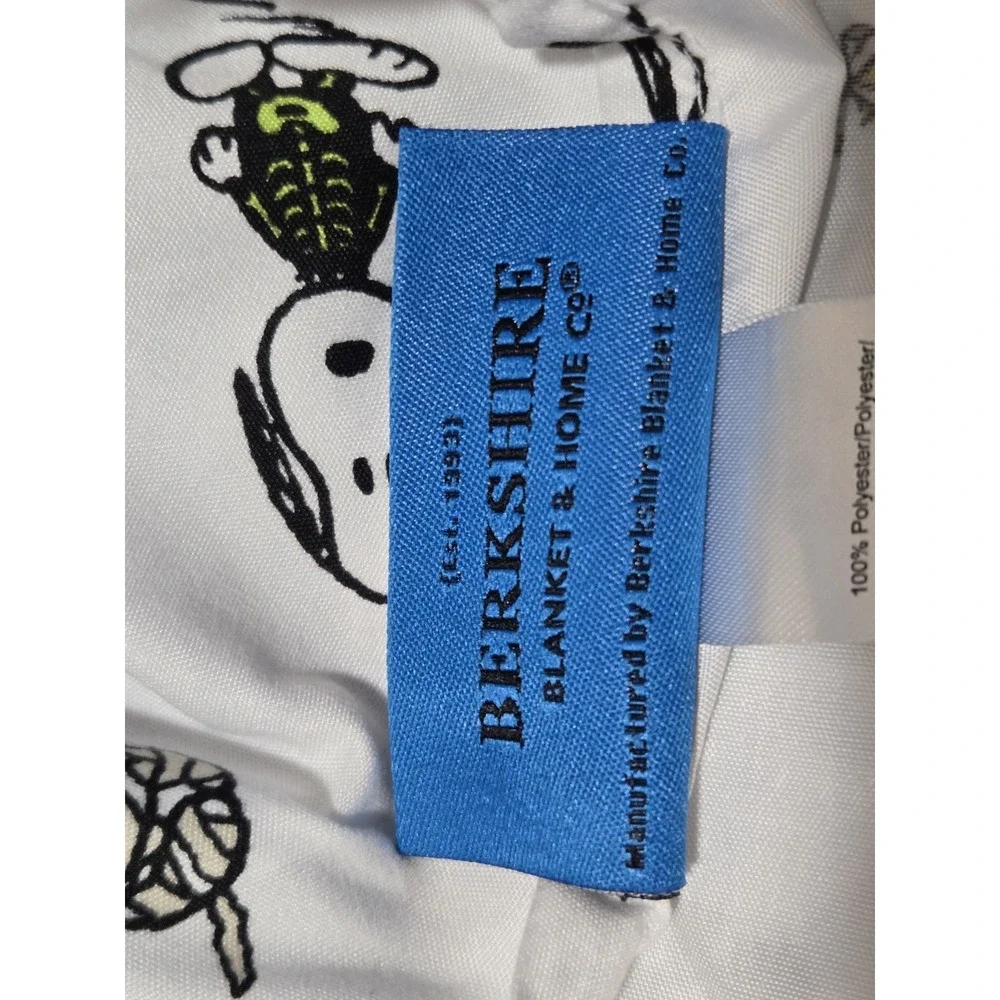 Berkshire Peanuts Snoopy Woodstock Twin Sheet Set 4pc Halloween Flat Pillowcase